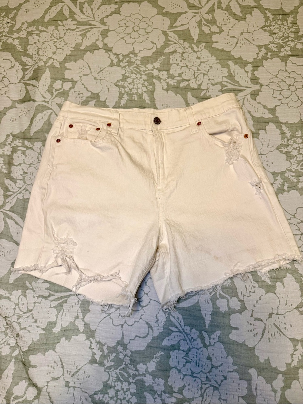 GAP White Distressed Cutoff Jean Shorts
